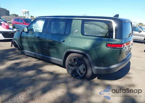 2025 Rivian R1S Adventure Dual Motor Large Pack/Adventure Dual Motor Max Pack z USA, uszkodzony, nr VIN 7PDSGBBAXSN063787